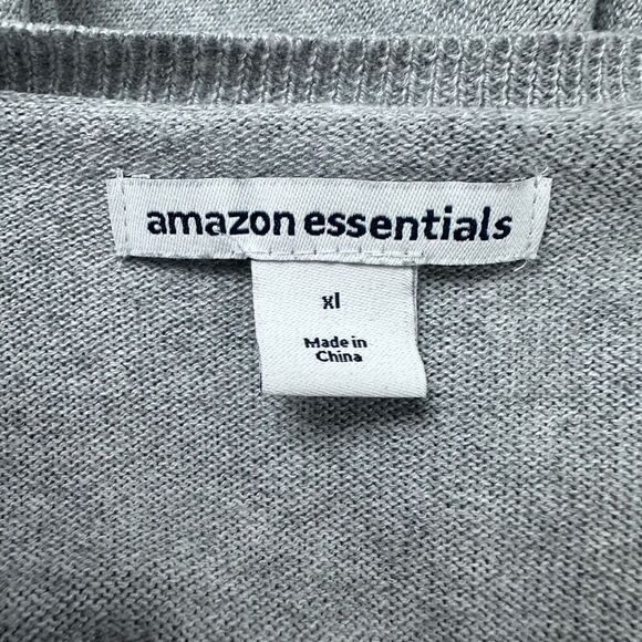 Amazon Women's XL Heart Print V-Neck Pullover Sweater Gray Black Casual Pullover - Picture 4 of 9